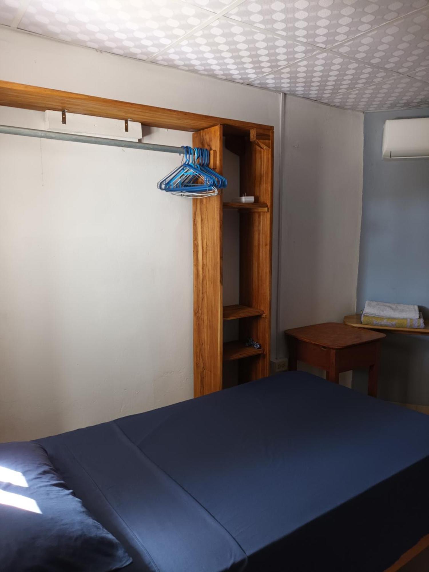 Gia'S Garage & Home For Bocas Travelers Almirante 外观 照片