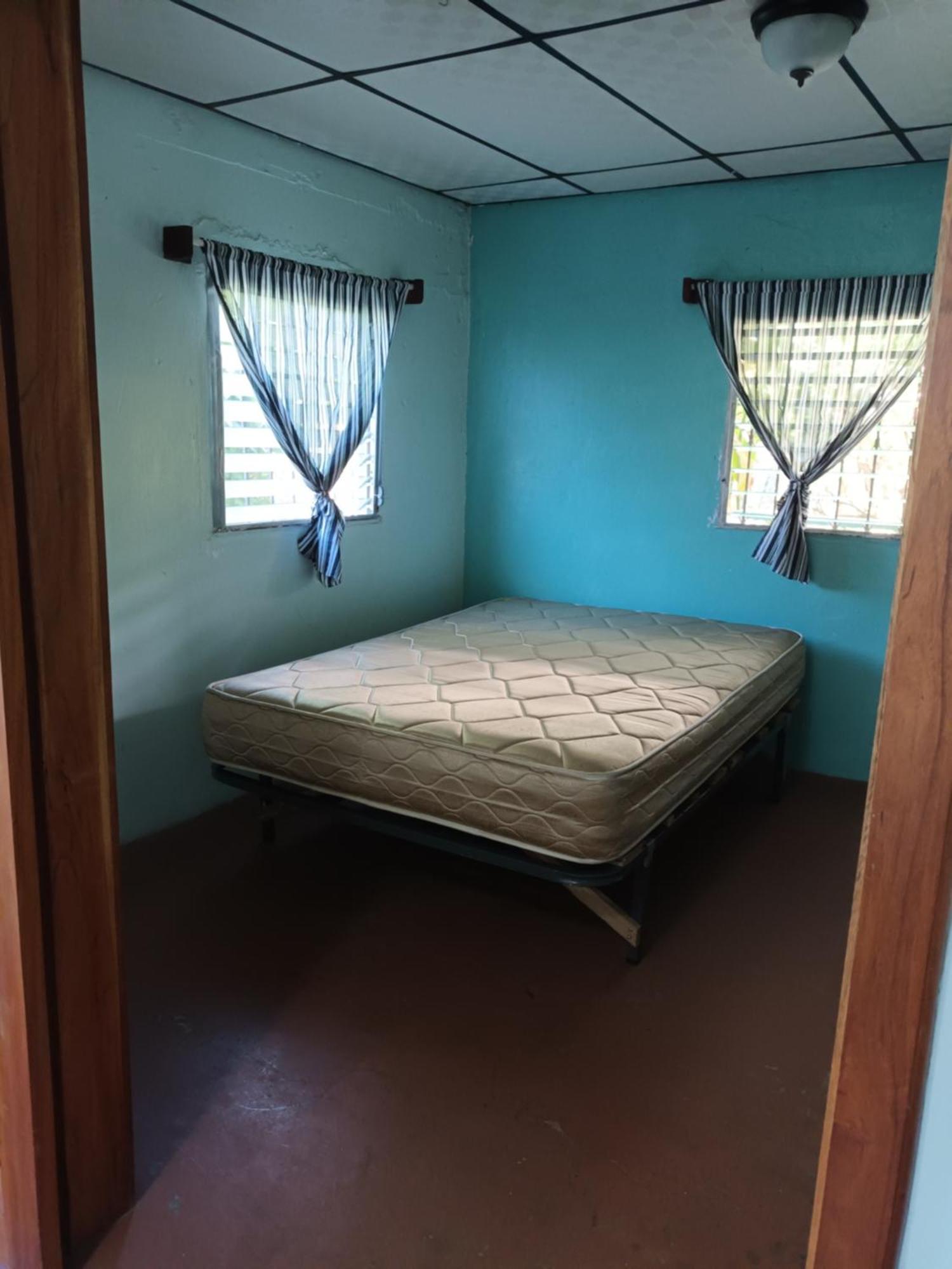 Gia'S Garage & Home For Bocas Travelers Almirante 外观 照片